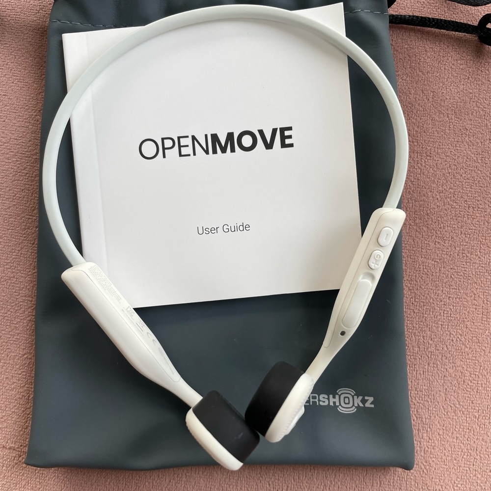 Aftershokz headphones (white)